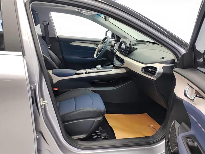 Фото 8 - Geely Geometry A