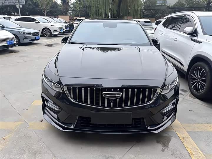 Фото 2 - Geely Preface