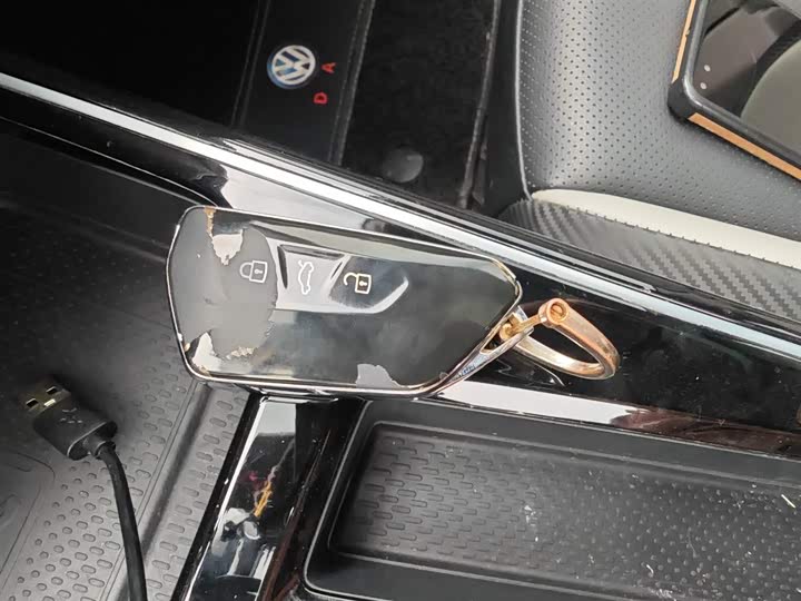 Фото 9 - Volkswagen Lamando L