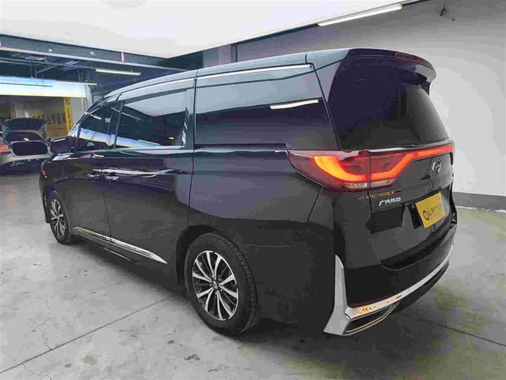 Фото 5 - GAC Trumpchi M8