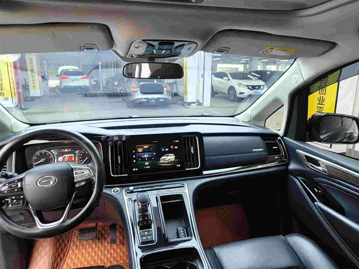 Фото 9 - GAC Trumpchi M8