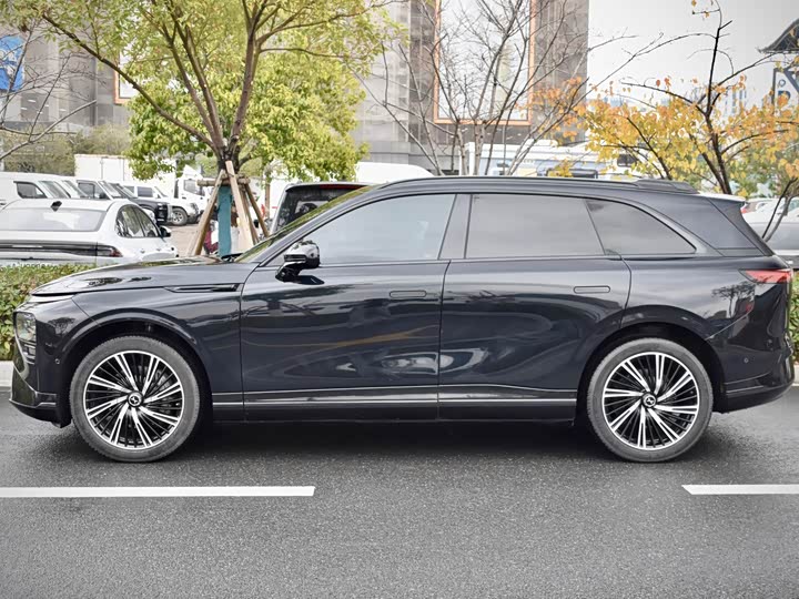 Фото 2 - XPeng G9