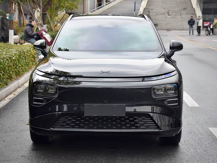 Фото 4 - XPeng G9