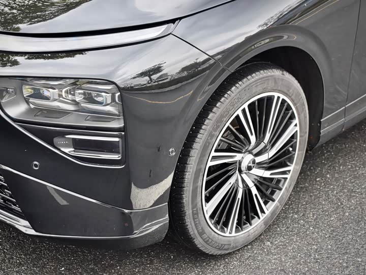 Фото 6 - XPeng G9