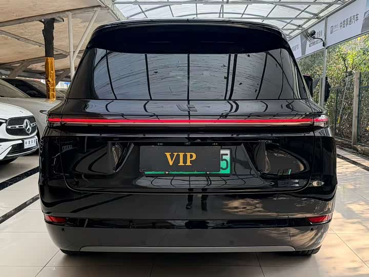 Фото 5 - LiXiang L9