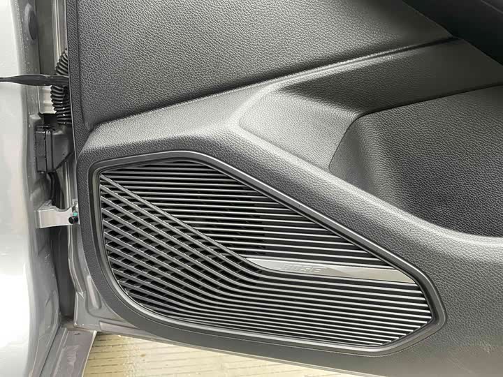 Фото 7 - Geely Preface