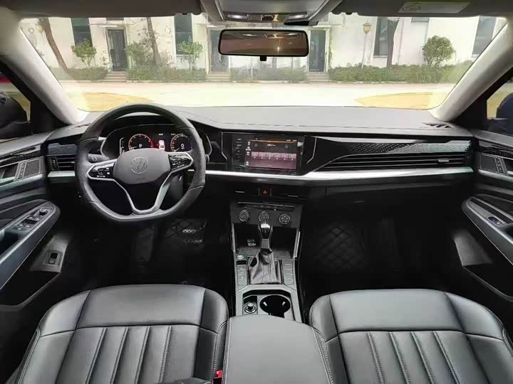 Фото 4 - Volkswagen Passat