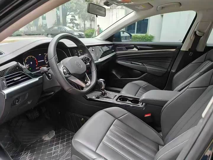 Фото 5 - Volkswagen Passat