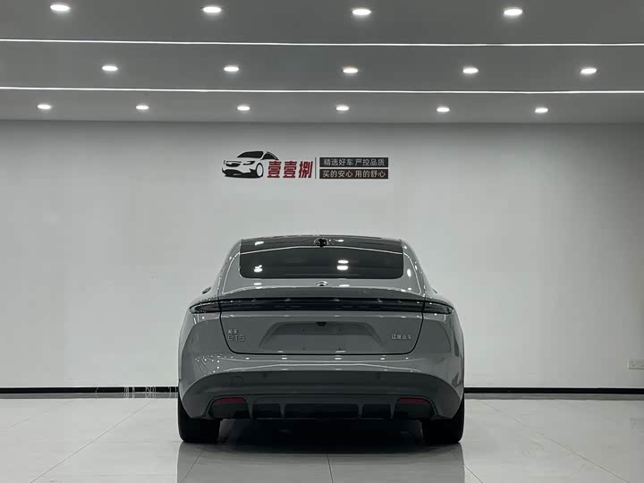 Фото 3 - Nio ET5