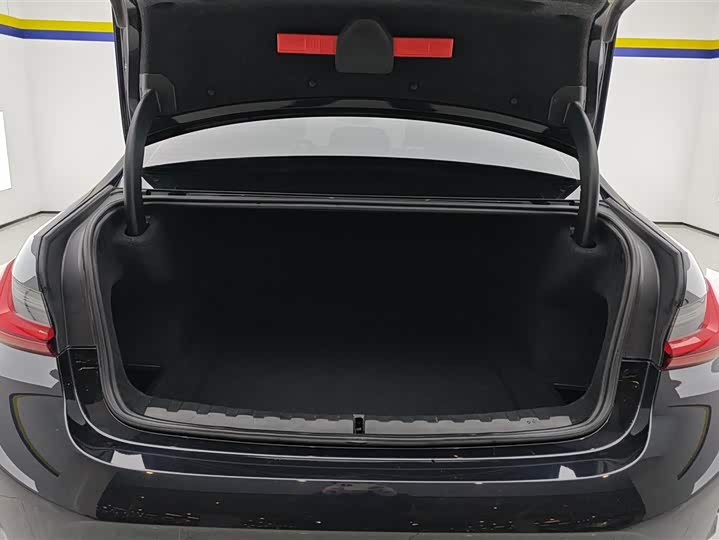 Фото 4 - BMW 3 Series