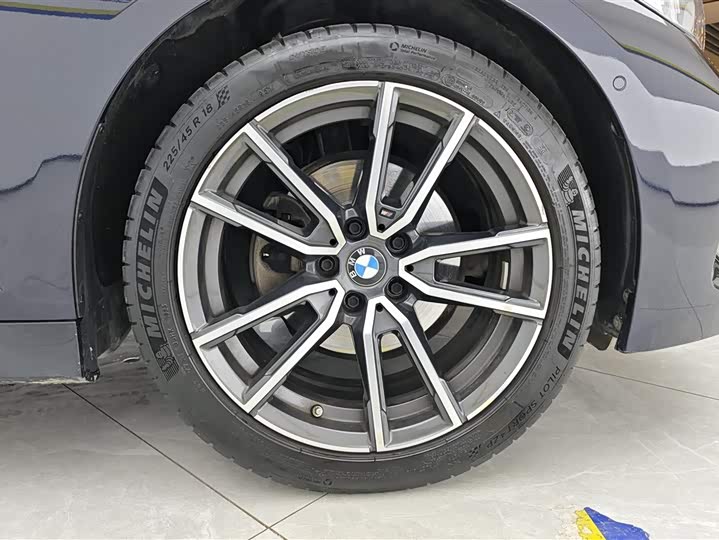 Фото 6 - BMW 3 Series