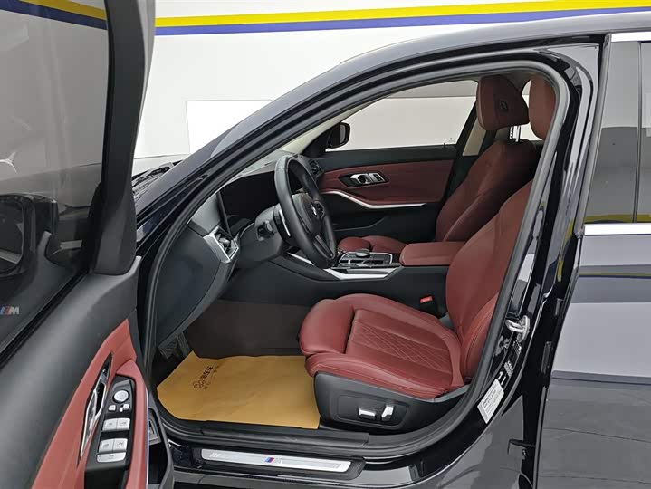 Фото 9 - BMW 3 Series