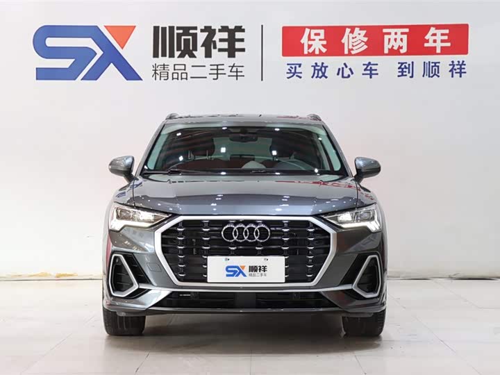 Фото 2 - Audi Q3