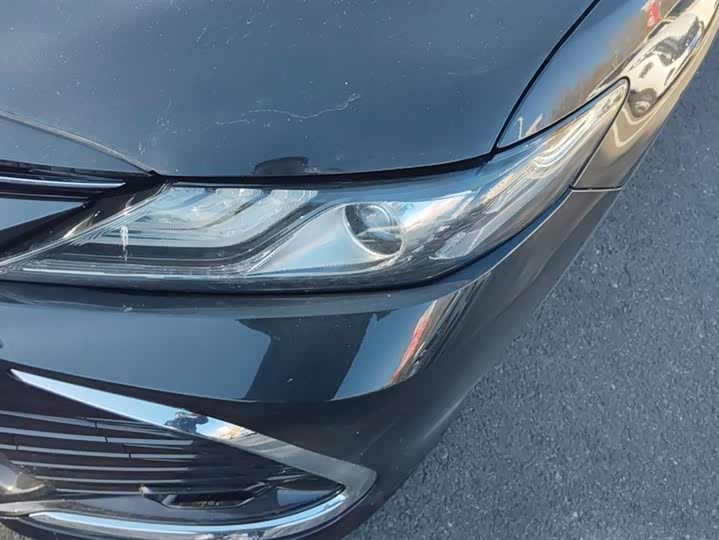 Фото 5 - Toyota Camry