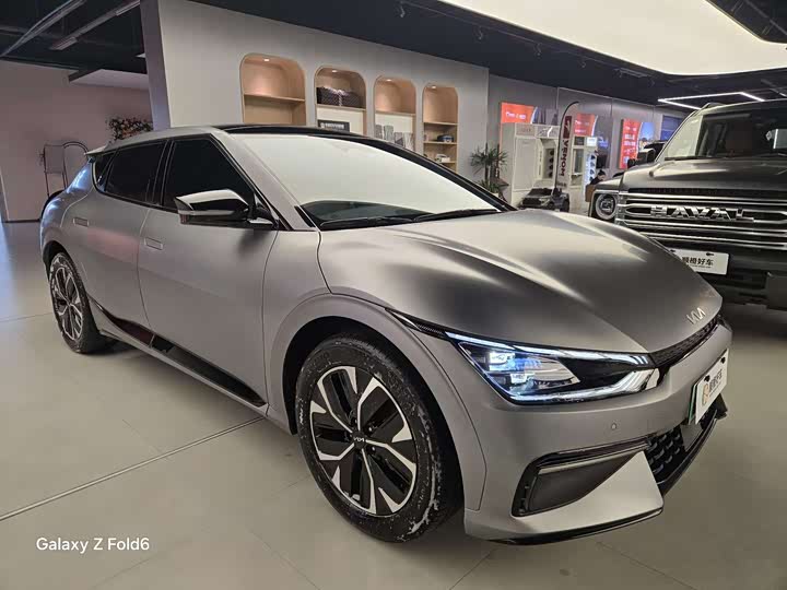 Фото 3 - Kia EV6