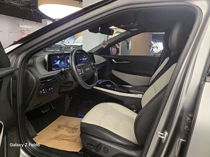 Фото 4 - Kia EV6