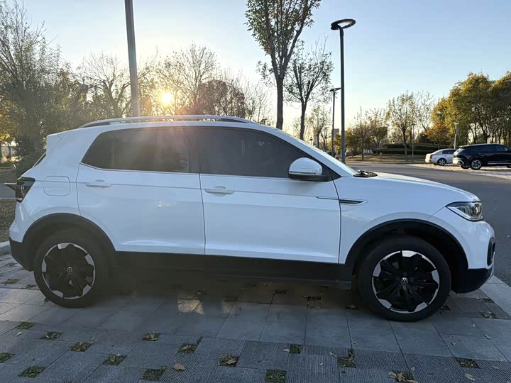 Фото 6 - Volkswagen Tacqua