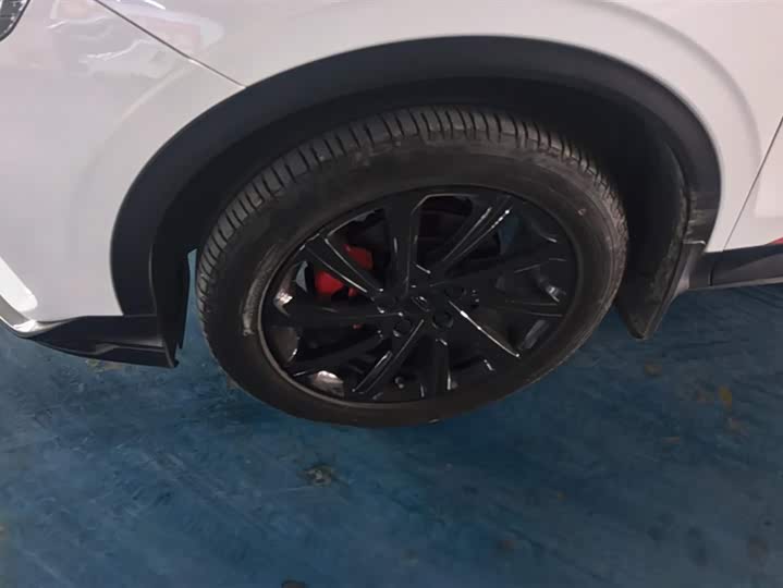 Фото 6 - Geely Coolray