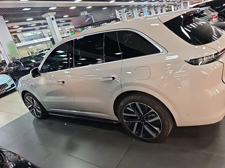 Фото 5 - LiXiang L6