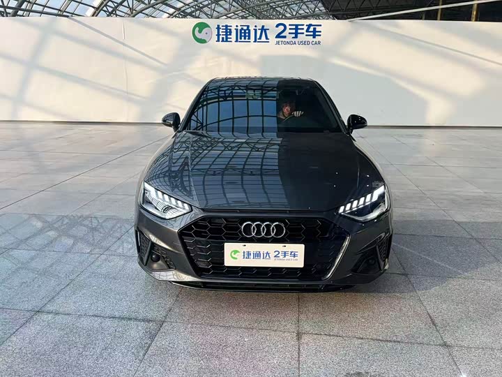 Фото 7 - Audi A4L