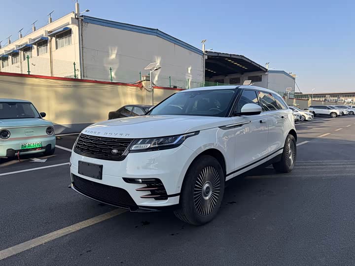 Фото 2 - Land Rover Range Rover Velar