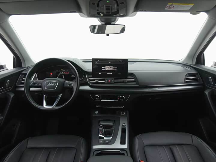 Фото 7 - Audi Q5L