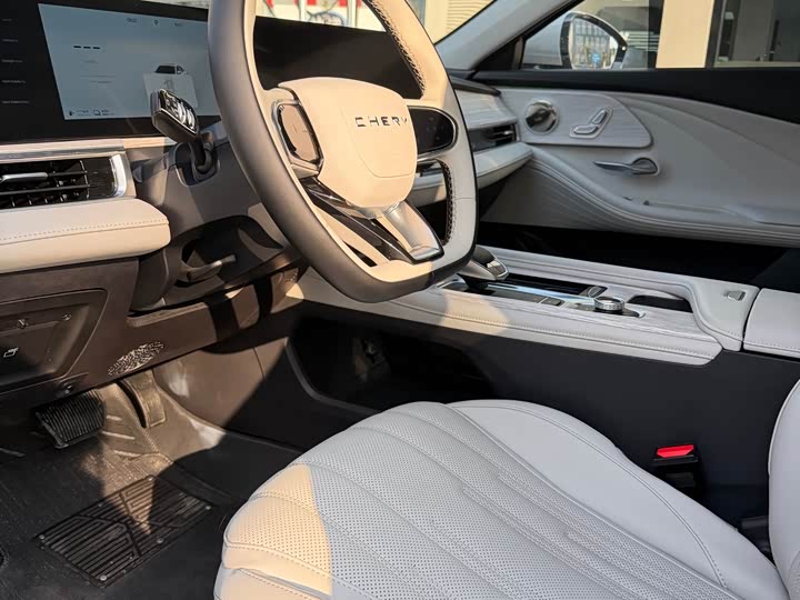 Фото 4 - Chery Fulwin A8