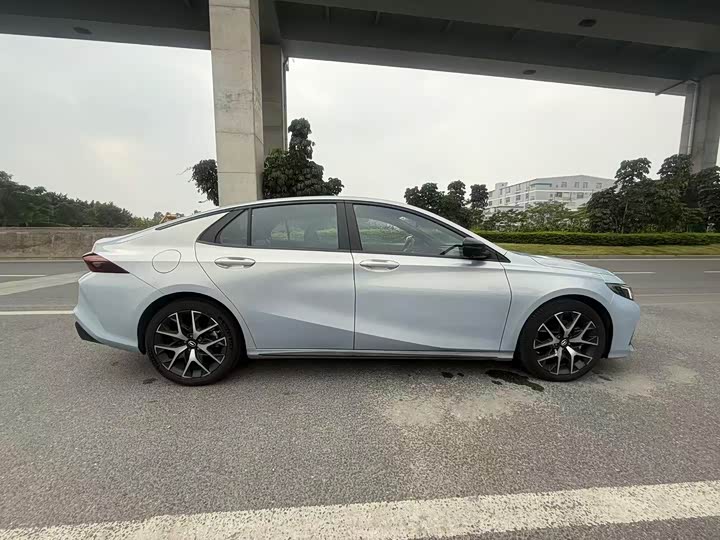 Фото 5 - GAC Trumpchi Empow R