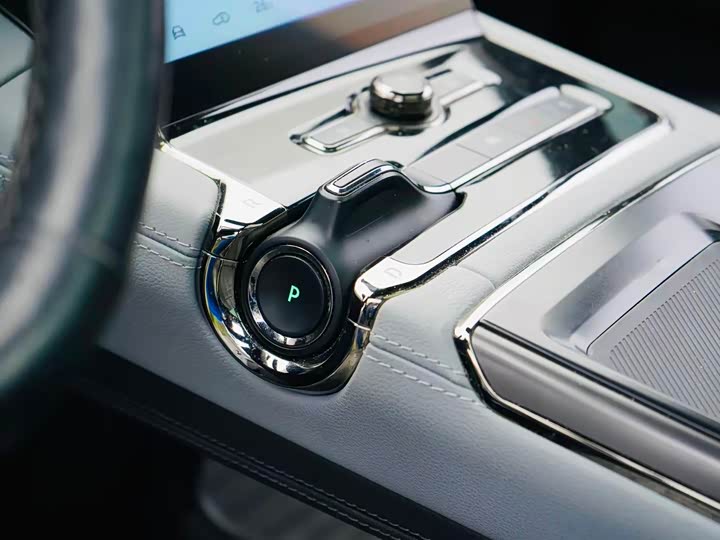 Фото 8 - Nio ES8