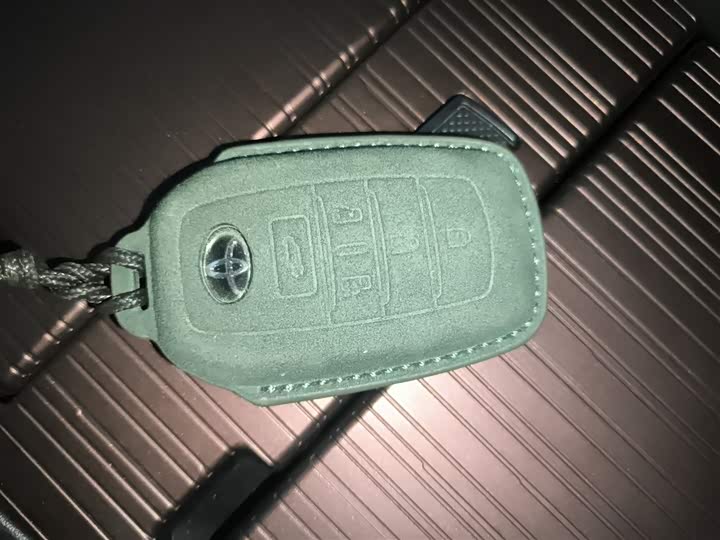 Фото 9 - Toyota Granvia