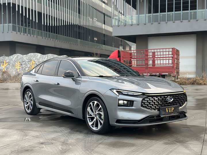 Фото 3 - Ford Mondeo