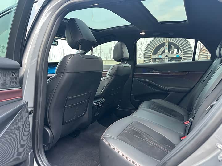 Фото 6 - Ford Mondeo