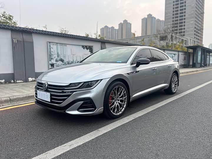 Фото 1 - Volkswagen CC