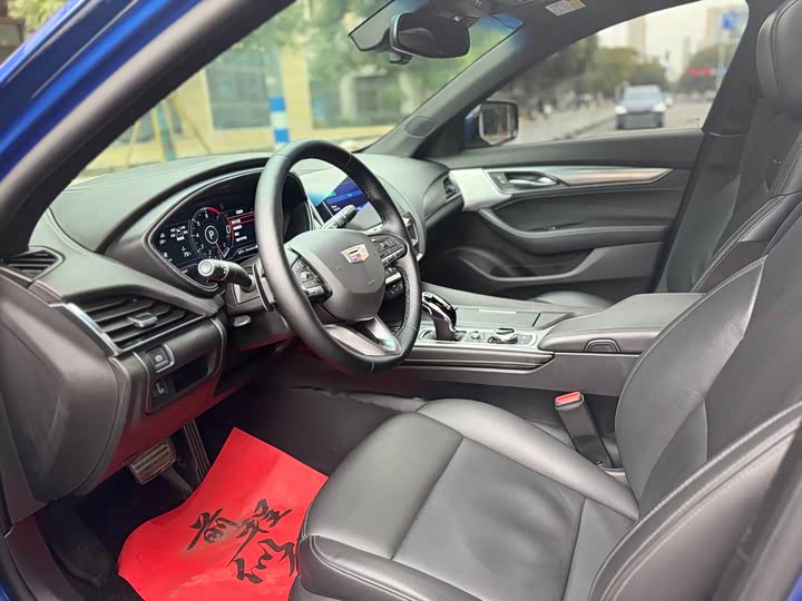 Фото 7 - Cadillac CT5