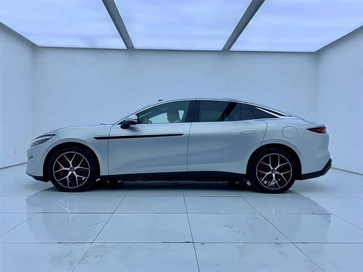 Фото 3 - BYD Han L