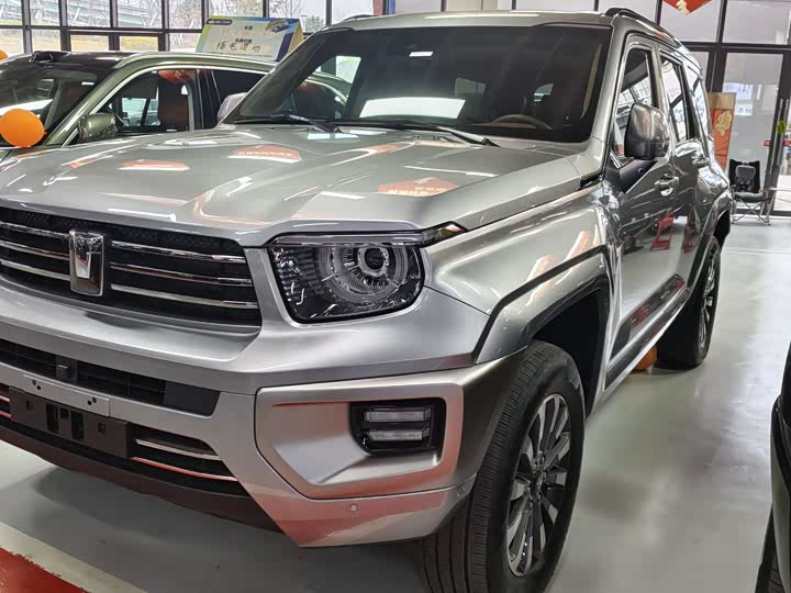 Фото 1 - Tank 700 Hybrid