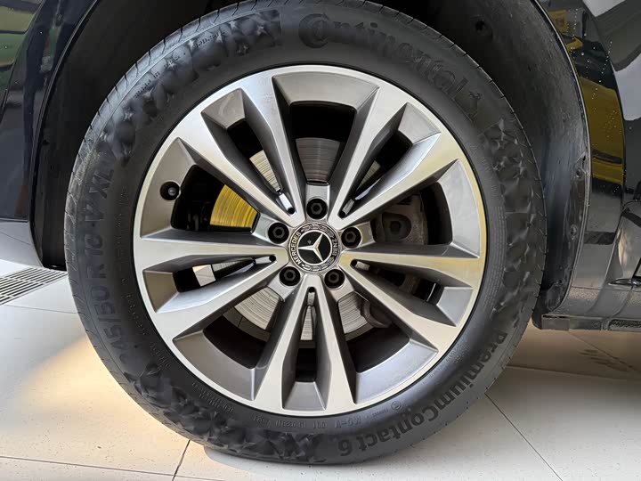 Фото 4 - Mercedes-Benz V-Class