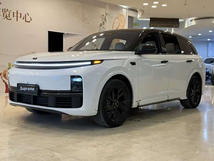 Фото 1 - LiXiang L7