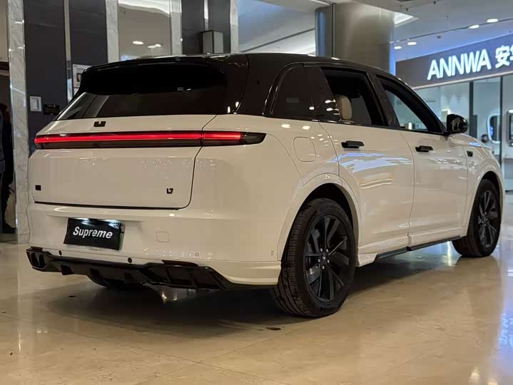 Фото 7 - LiXiang L7