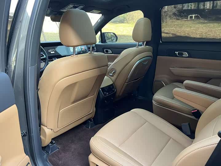 Фото 9 - LiXiang One