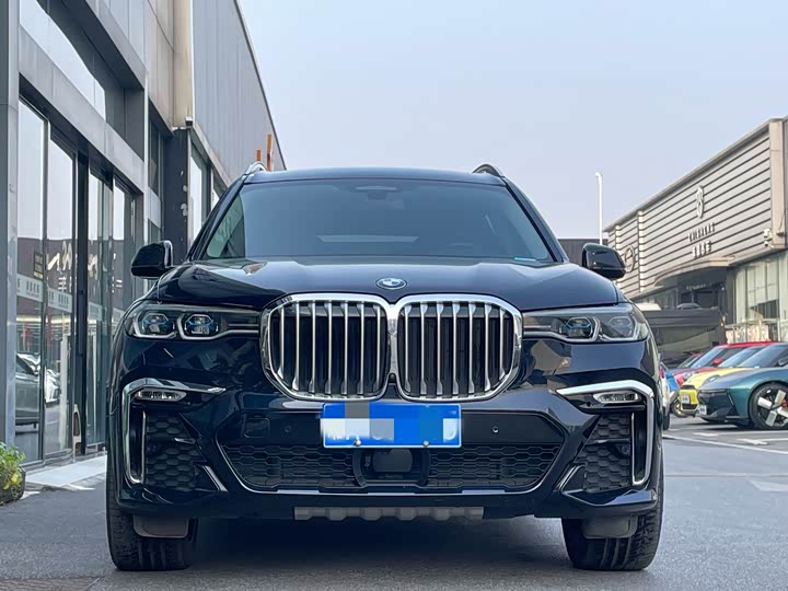Фото 1 - BMW X7