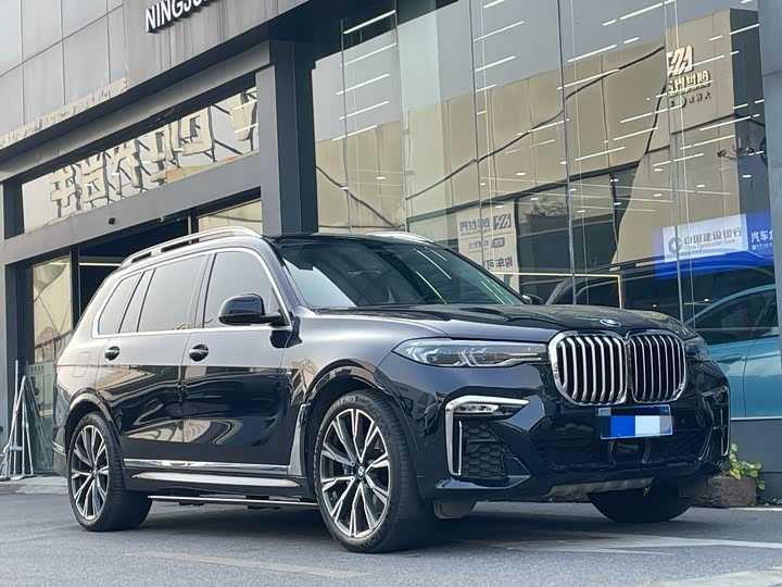 Фото 3 - BMW X7