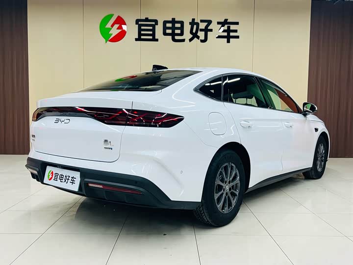 Фото 6 - BYD Qin L