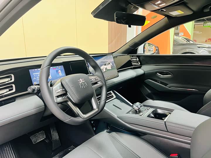 Фото 8 - BYD Qin L