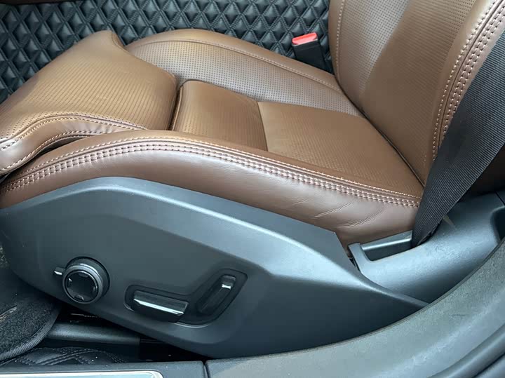 Фото 9 - Volvo S90