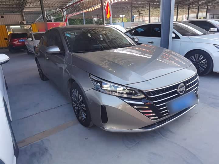 Фото 4 - Nissan Teana