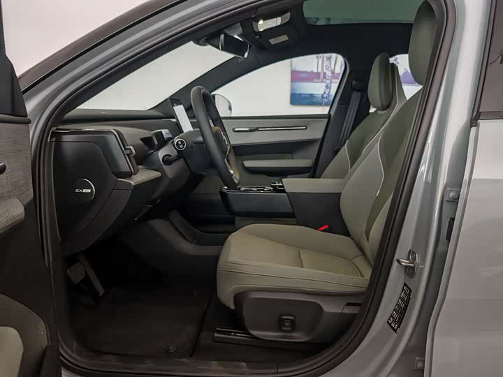 Фото 6 - Volvo EX30