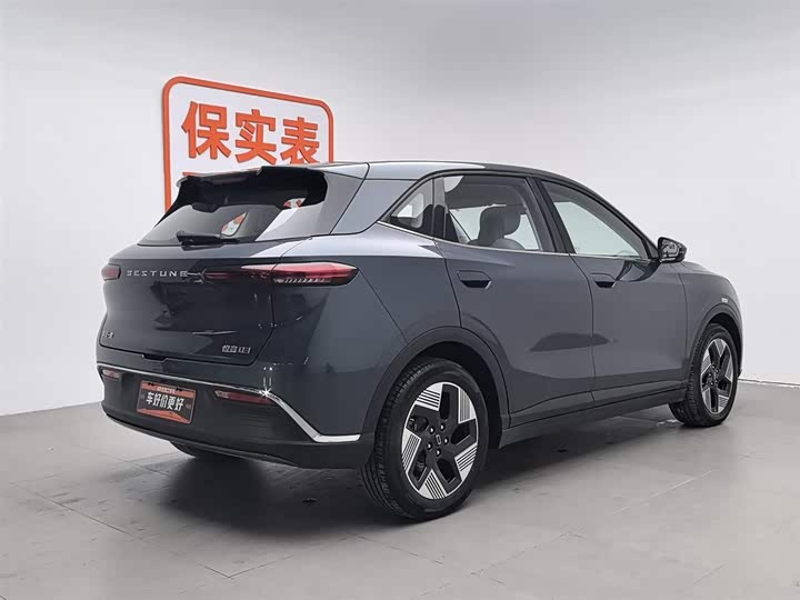 Фото 2 - Bestune 03