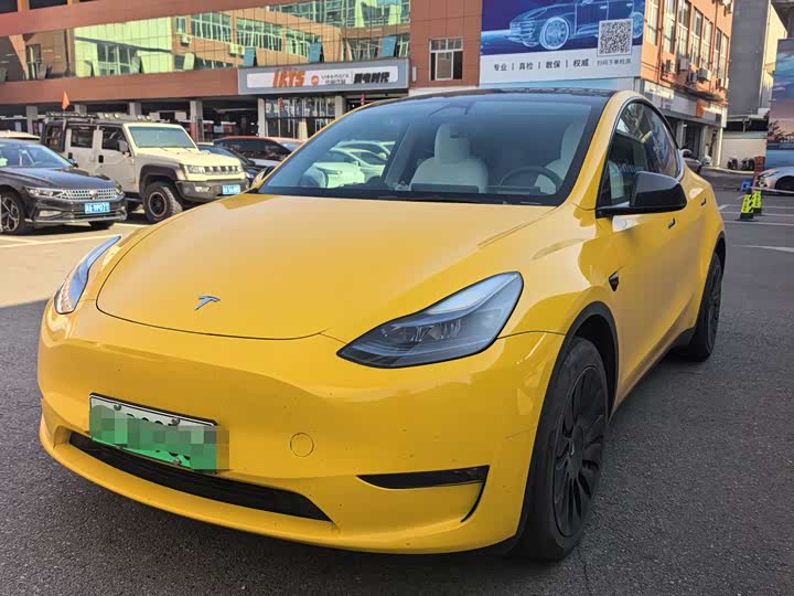 Фото 1 - Tesla Model Y