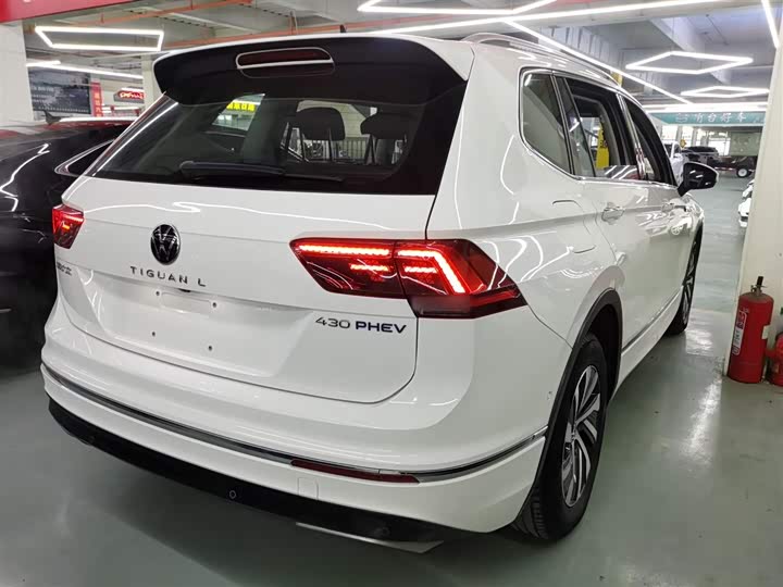 Фото 7 - Volkswagen Tiguan L Hybrid